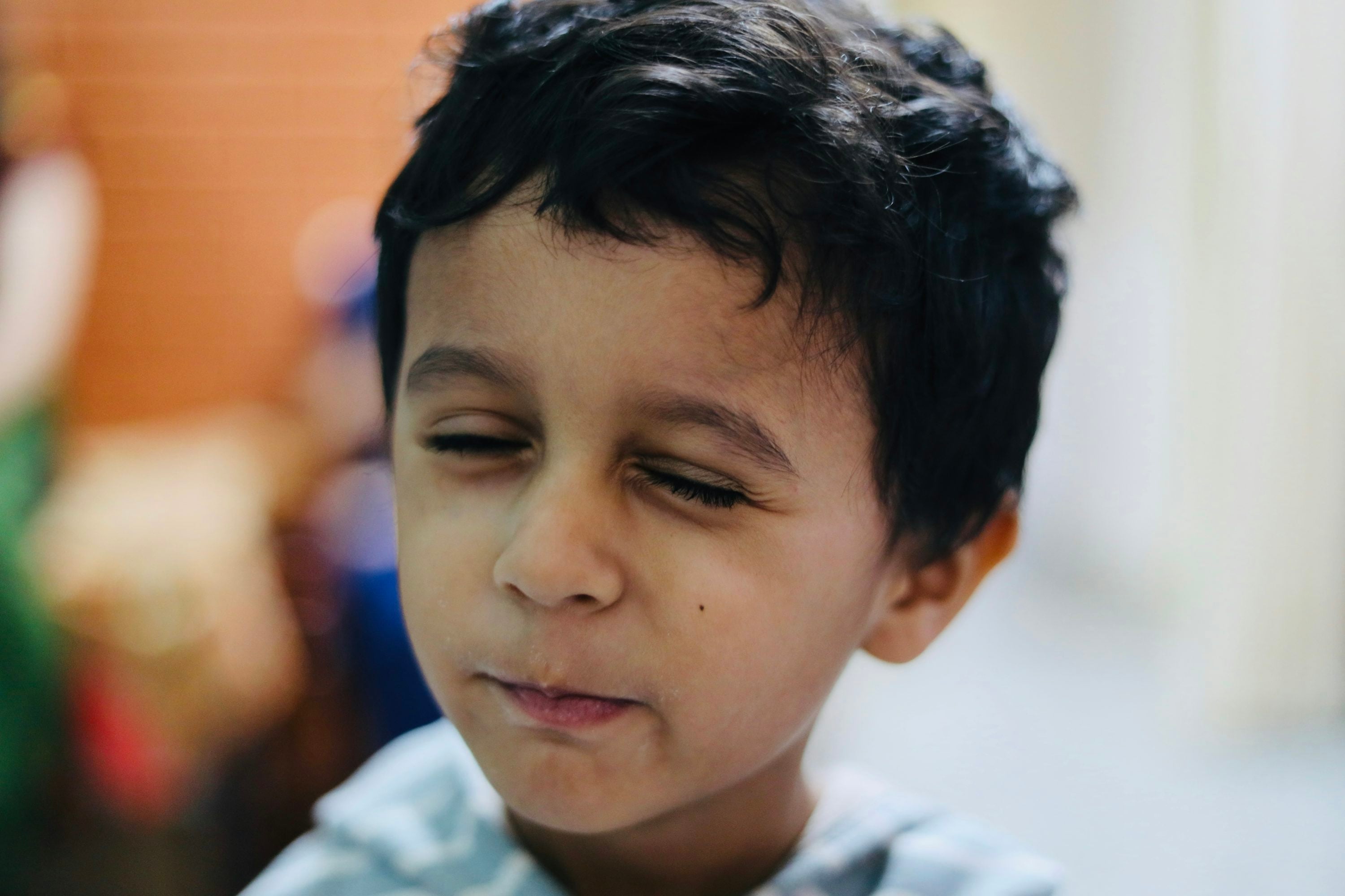 Kinderbetreuungskosten senken: 5 Android- & iPhone-Apps, die dir wirklich helfen