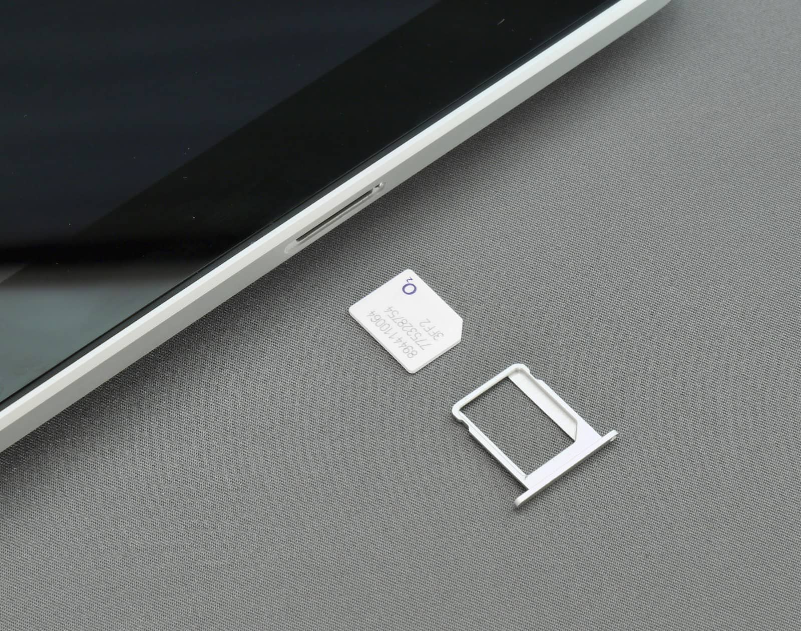Weniger zahlen für Mobilfunk: eSIM-Deals per App vergleichen (5 praktische Apps im Check)