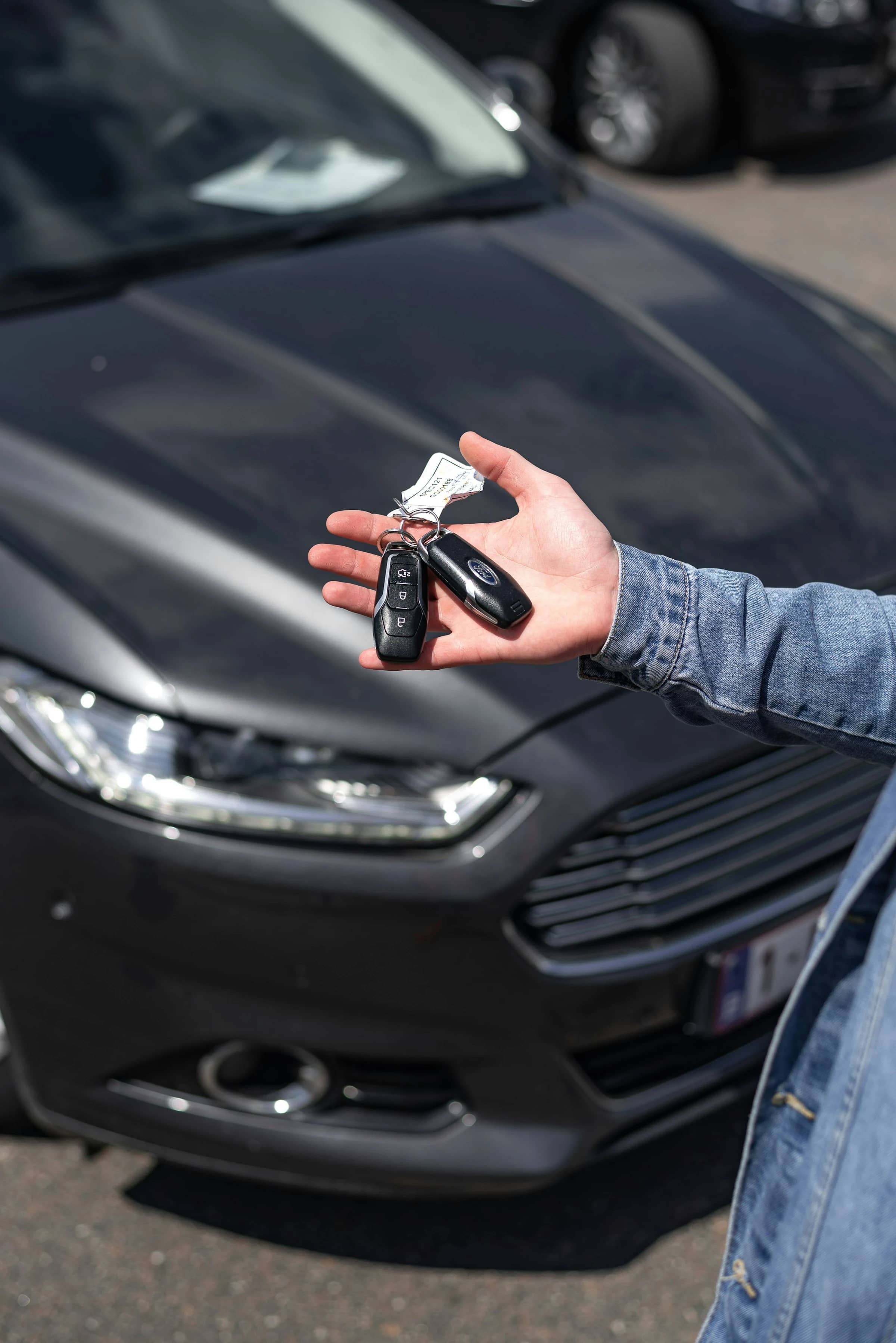 Gebrauchtwagen sparen mit Historie-Apps
