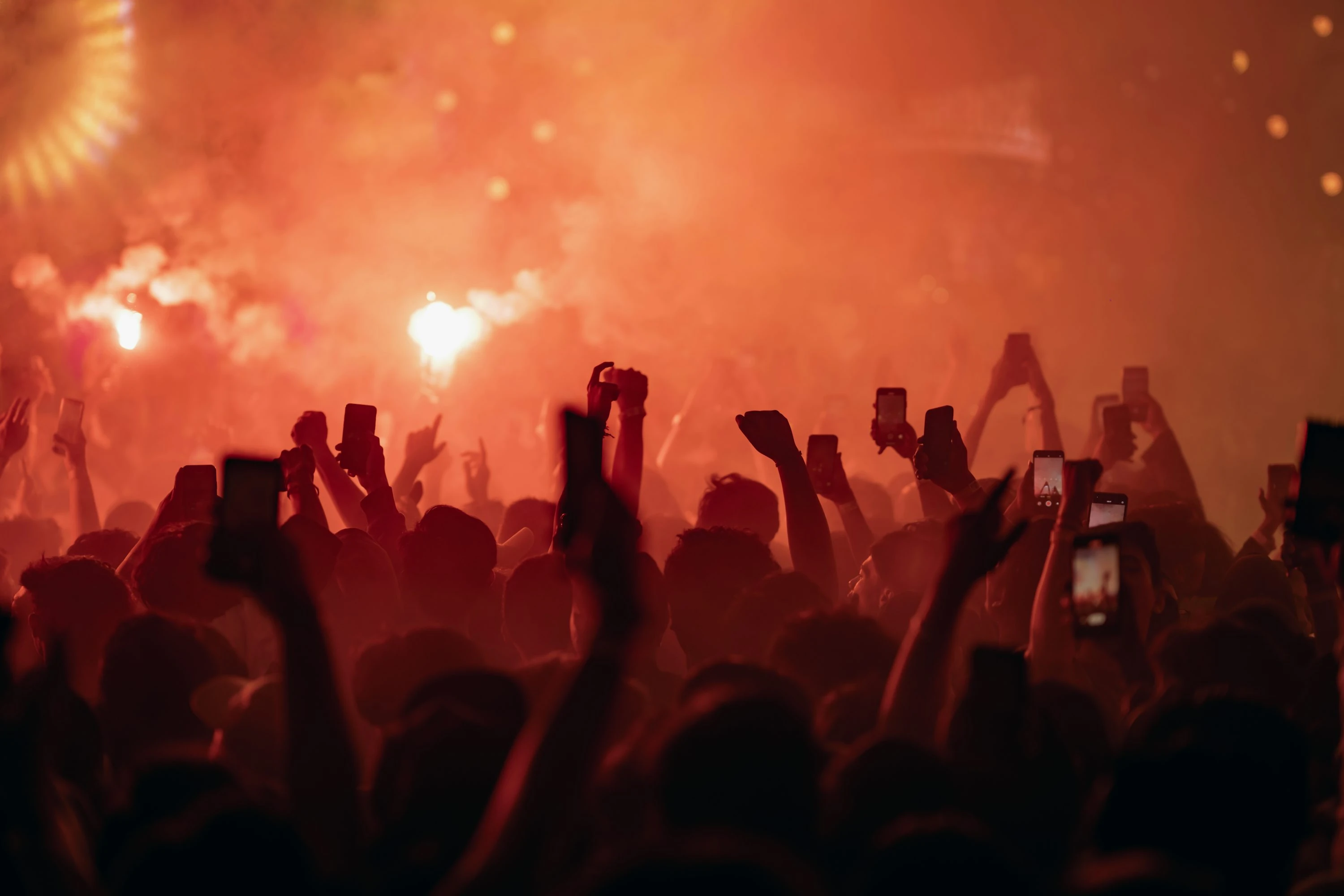 5 Apps für gratis und günstige Events vor Ort